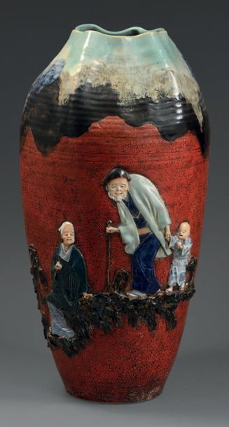 null Grand vase sumi dagawa en porcelaine à décor polychrome de personnages sur fond...