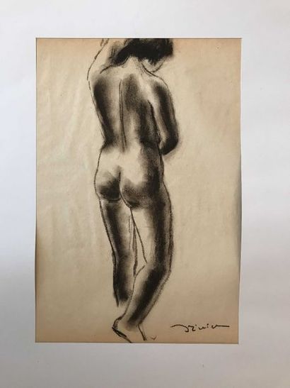 null Léon Ernest DRIVIER Etude d’une femme nue de dos Fusain sur papier 26,3 x 17...
