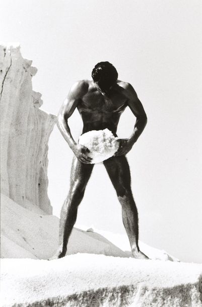 null 108 Laurent-Elie BADESSI (Né en 1964) Male nude with salt rock 1, Camargue,...