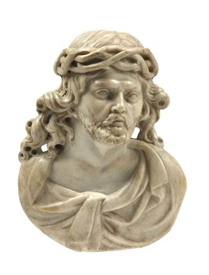 null 131 Buste de Christ à la couronne d’épine en marbre sculpté. Probablement Flandres,...