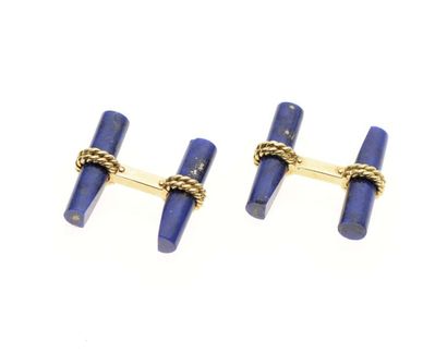 null Paire de boutons de manchettes double en or jaune 18K (750‰), parés de baguettes...