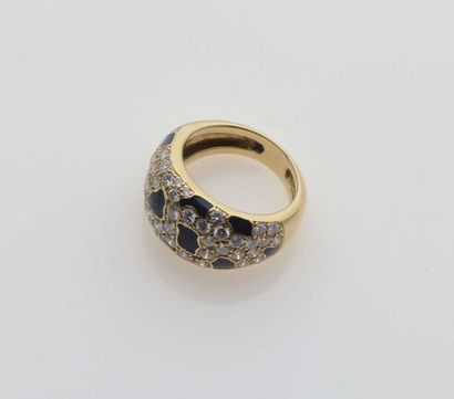 null Bague jonc en or jaune 18K (750‰) sertie d'un pavage de diamants brillantés,...