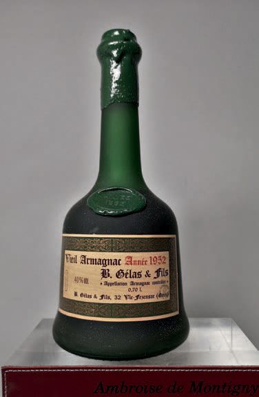 null 1 bottle 70cl VIEIL ARMAGNAC - GELAS 1952.
Original case.