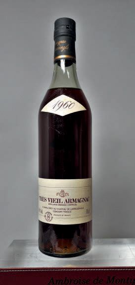 null 1 bottle 70cl VERY OLD ARMAGNAC LARRESINGLE 1960.
Original case.