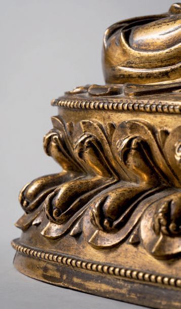 null Très rare sculpture de Bouddha Amitabha en bronze doré.
Chine, Dynastie Ming,...