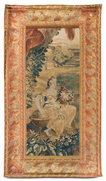 Aubusson (?) 
Allégorie
Fragment de tapisserie en laine et soie, bordure composée...