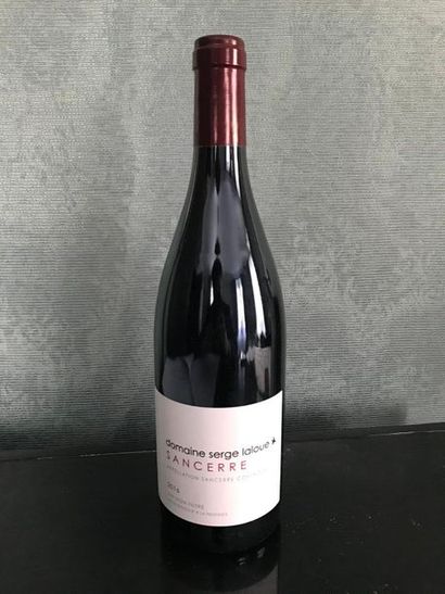 null SANCERRE Domaine Serge Laloue, 2017. Lot d'environ 8 bouteilles de vin roug...