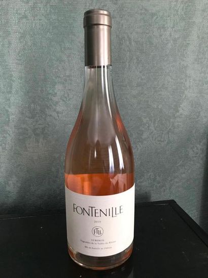 null LUBERON Fontenille, 2019. 24 bottles of white wine.