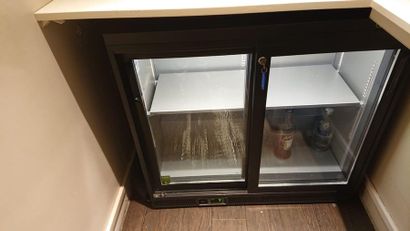 null Refrigerated showcase with two sliding doors GAMKO type LG2 year 2019. H : 85...