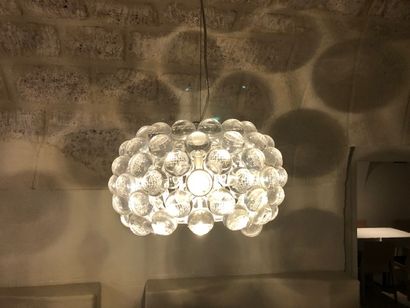 null A nickel-plated metal wall light with a floral ball motif on a tray.
H: 18 cm...