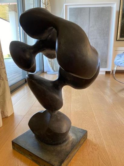 Joël ROUX (né en 1948) Composition abstraite
Sculpture en bronze.
H : 70 cm L : 35...