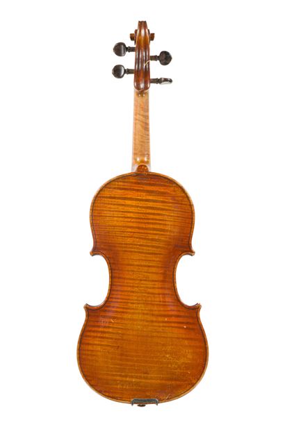 null 
Très joli violon fait par Christian Olivier et Paul Bisch à Paris en 1926 dont...