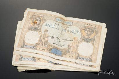 null 11 000 F en billets de banque années 40.