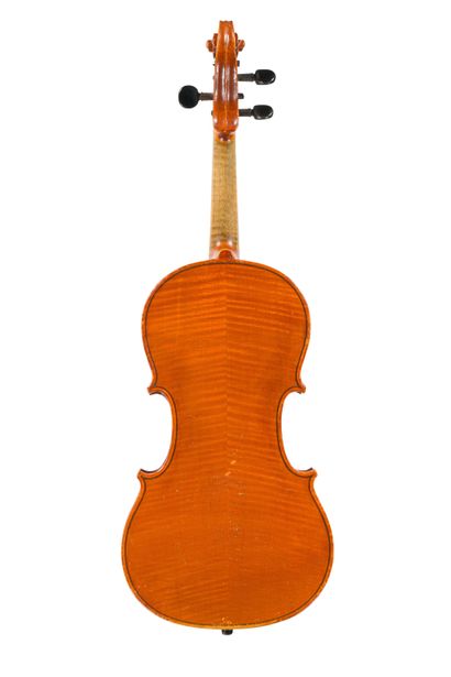 null 
Violon travail allemand fait vers 1900 1930, cassure sur la table. 359 mm sur...