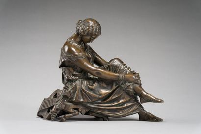 null D'après PRADIER, James (1790-1852)

Sapho assise 

Epreuve en bronze à patine...