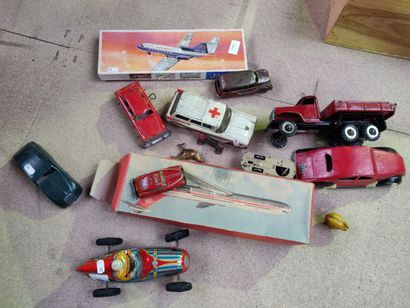 null Lot of various toys including dump truck - Japanese friction racing car - Ambulance...