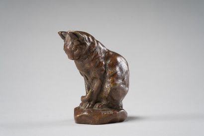 null BARYE, Antoine Louis (1796-1875)

Sitting cat

Proof with shaded brown patina,...