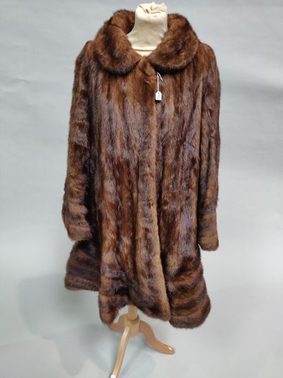 Women's brown mink coat, size 38-40