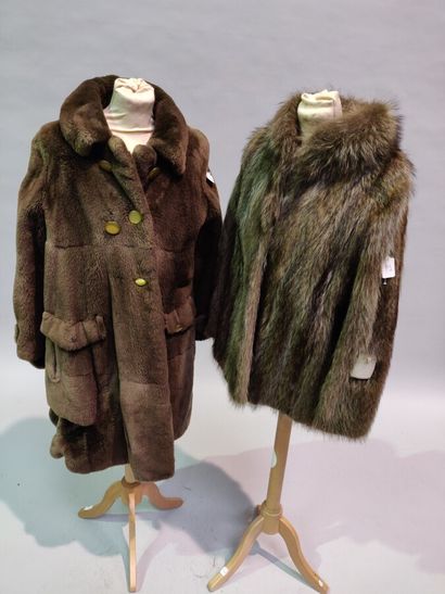 null *Pack of 4 coats and jackets : Blue Fox, Long-haired Long-haired Shiny Brown...