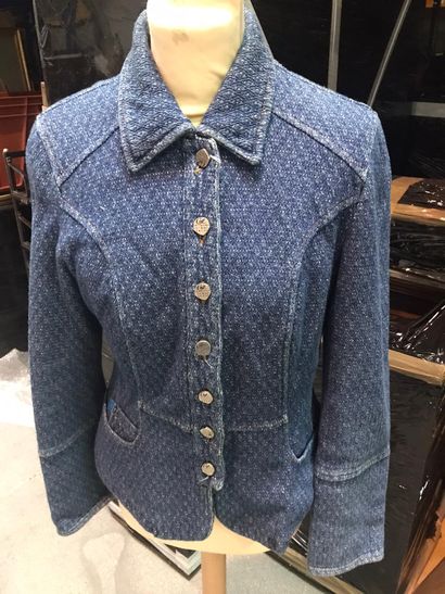 Set of two jackets and a blouse: 
Jeans by...