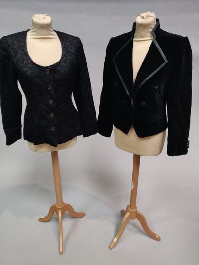 null Set of three women's jackets including:

Francesco FERRI, a black cotton jacket...
