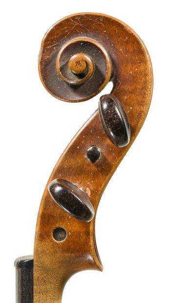 null 
 3/4 size viola work of Mirecourt around 1920/1930. 379 mm on the bottom.



Click...