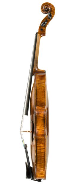 null 
Joli violon italien 18 ème de l'école de Milan dans l'entoruage de Testore....