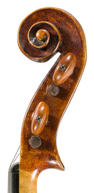 null 
Very interesting violin made by Vincenzo Sannino in Naples around 1905-1906...