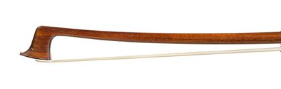 null 
Interesting viola bow by Louis MORIZOT frères around 1950, pernambuco stick...