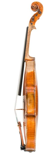 null 
Très joli violon fait par Cesare Candi à Genes en 1918 dont il porte l'étiquette...