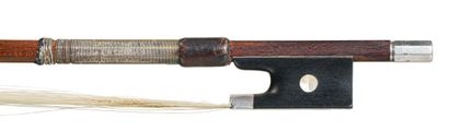 null 
Nice violin bow of the German school, octagonal stick in pernambuco wood, silver...