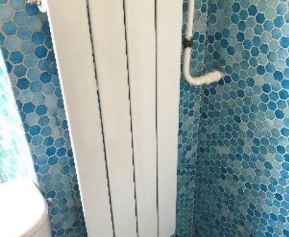 null Set of white bathroom towel radiators ACOVA.

Various sizes

3rd floor