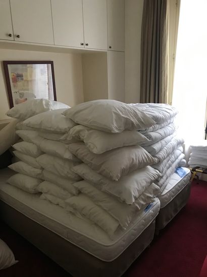 Set of pillows