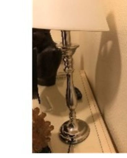 Silver-plated metal lamp, baluster shaft.

H....