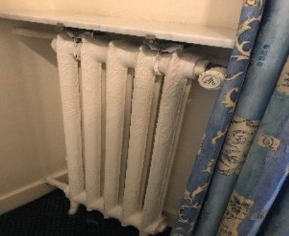 null Set of cast iron radiators

1st floor