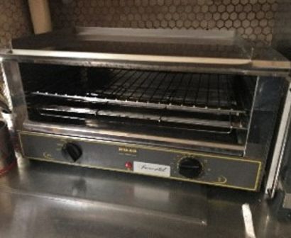PUROBAR stainless steel toaster.

Kitche...