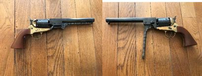 Black powder revolver Cal. 36 reproduction...