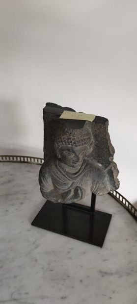 null GANDARA?

« Bouddha », fragment de fresque. 

16cm x 13cm