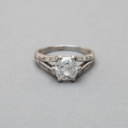 null 118. A 950/1000th platinum ring set with an old-cut diamond

diamond weighing...