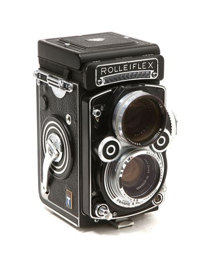 null Appareil photographique. Boitier Rollei Rolleiflex 3.5 F (TELOS) n°2292846 avec...