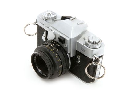 null Appareil photographique. Boitier Leitz Leica Leicaflex (1967) n°1170586 avec...