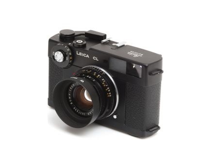 null Appareil photographique. Boitier Leitz Leica CL avec objectif Leitz Wetzlar...