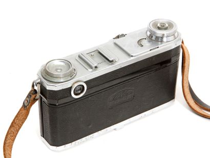 null Appareil photographique. Boitier Zeiss Ikon Contax n° T 38956 avec objectif...