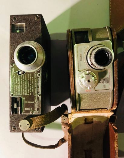 null Cinema, cinematographic equipment. Set of three miscellaneous cameras: two Pathé...