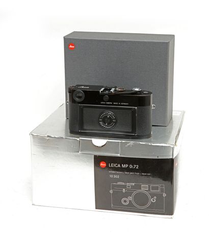 null Appareil photographique. Boitier Leitz Leica MP (noir) n° 2889403 sans objectif,...