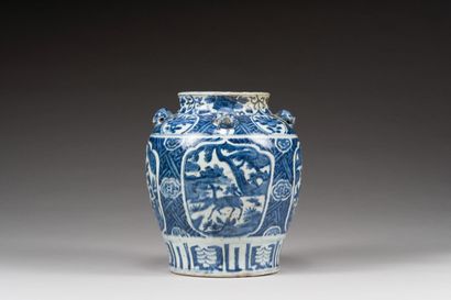 29. Small blue and white porcelain jar, Kraak

...