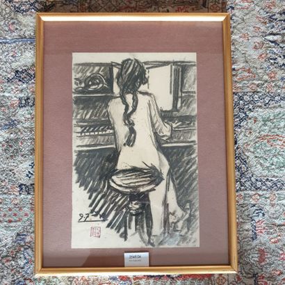 null 11. MARCEL BERNANOSE (1884-1952)

Vietnamese woman with pianos

Charcoal.

Stamped...