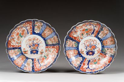 47. Two large Imari porcelain dishes 
 Japan,...