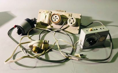 null Cinema, photographic material. Important cinema set, two projectors

projectors...