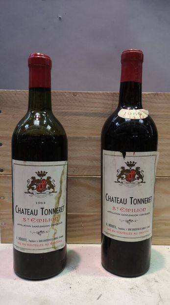 null 101. 2 bottles Château TONNERET - Saint Emilion

1 from 1966 and 1 from 1964...